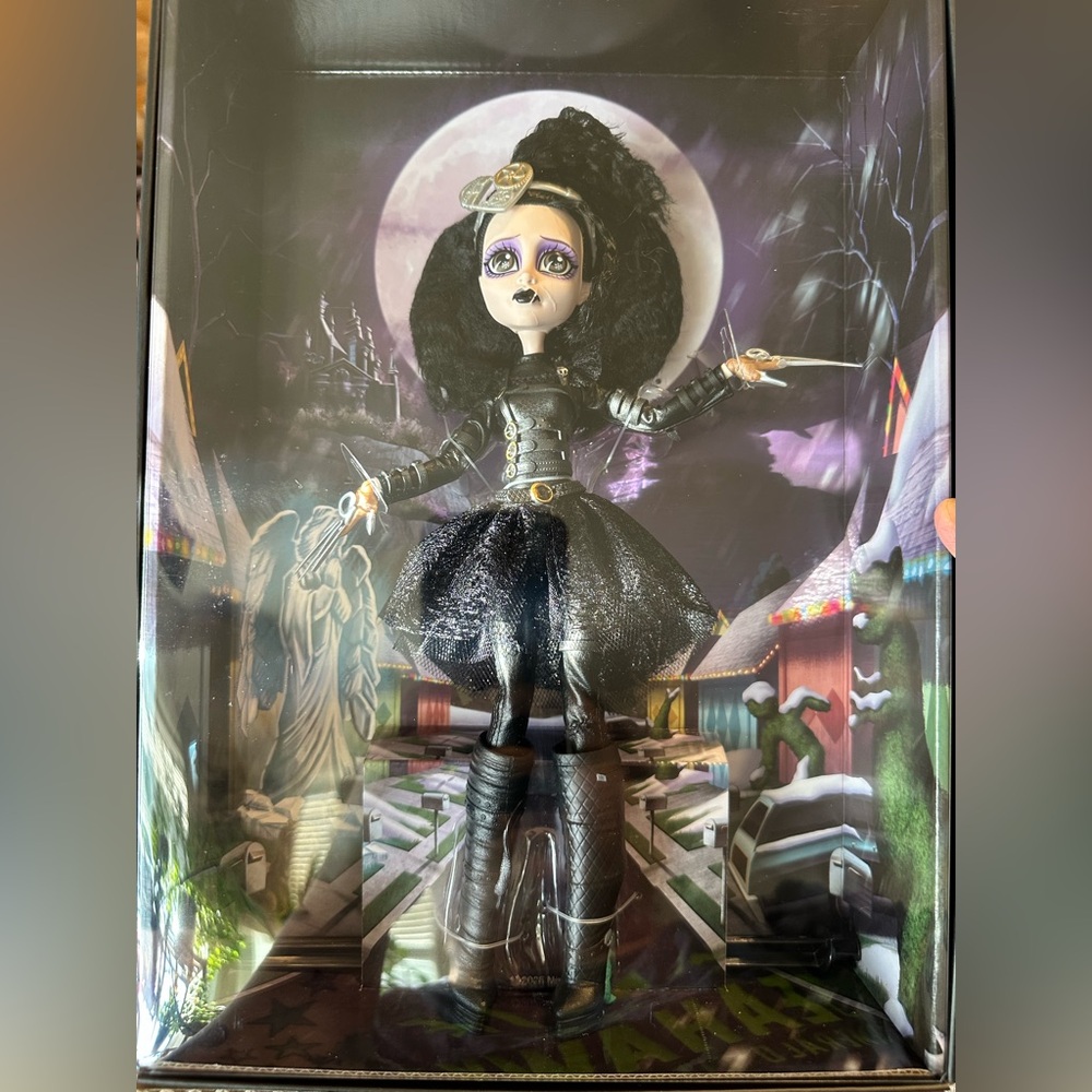 IN HAND Monster High Skullector Edward Scissorhands Doll New In Box 2025